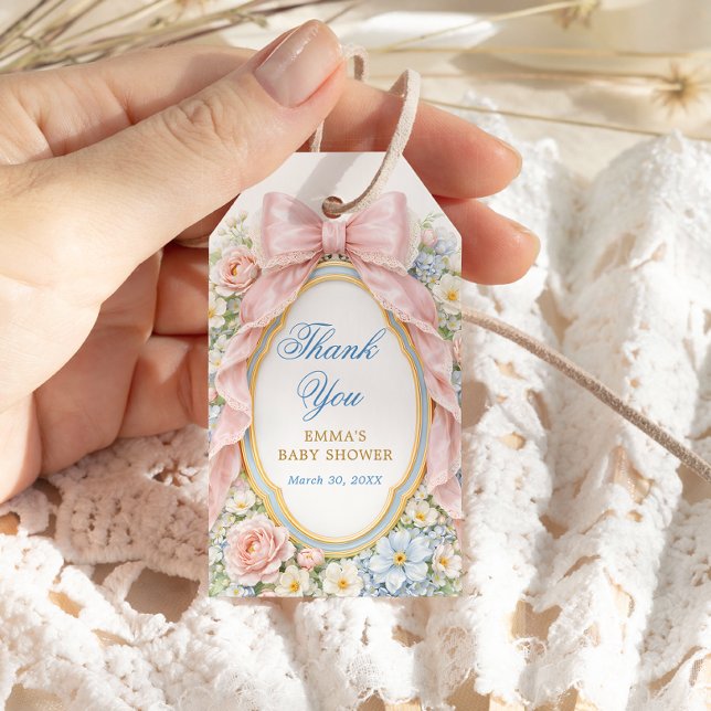 Tack för Coquette Bow Bloom Baby Shower Presentetikett (Skapare uppladdad)