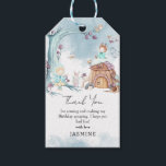 Tack för Cute Winter Forest Fairy Birthday Presentetikett<br><div class="desc">Cute Forest Winter Fairy jul Birthday Tack Favor Gift-Märkre. Konstruktionen har en vinterscen i skogen med festive foliage och saggsvampar, vackra små skogsvarelser och söta små älvor. Den enkla tackmallen som du använder är enkel att anpassa och är det tillbehör som perfekten kan använda för att fästa till påsar i...</div>