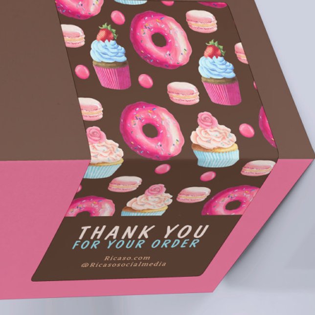 Tack för din beställning Donut och Cupkaka Mönster Fraktsedel (Thank You For Your Order Donut and Cupcake Pattern Labels by Ricaso. Business bakery craft )