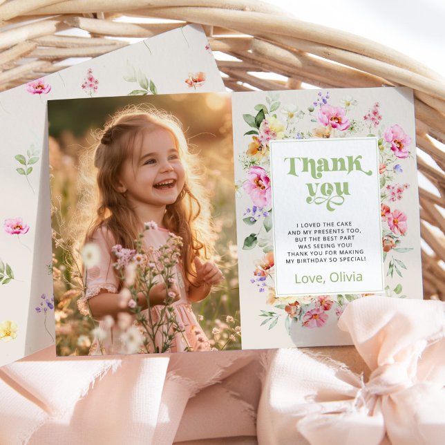 Tack för din lilla födelsedagsfest. inbjudningar (Skapare uppladdad)