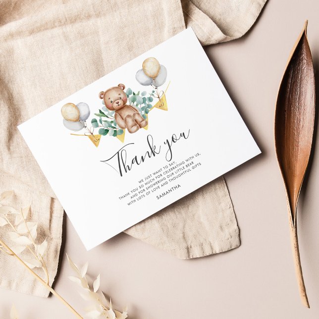 Tack för ditt träskmarksbidrag för babykläder (Woodland Bear Greenery Balloon Baby Shower Thank You Card)