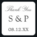 Tack för minimal elegant-bröllop fyrkantigt klistermärke<br><div class="desc">Elegant Minimalist Wedding Favor Square-märke,  anpassa med initialer av paret och datumet för bröllop,  med hjälp av onlinen personalization template (anpassningsmall) före beställning. Den dekala eleganten av snyggten har en minimalistisk utformning.</div>