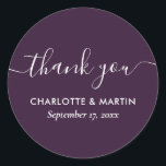 Tack för Modern Lila Möhippa Runt Klistermärke<br><div class="desc">Skapa din egen personlig lila bröllop tack för din dekal för bröllop/dusch. Anpassa enkelt onlinen med bröllop/duschdetaljer. Matchande artiklar som är tillgängliga för att komplettera dessa minimalistiska,  men ändå elegant lila bröllop/duschklistermärken med ett moderskript.</div>