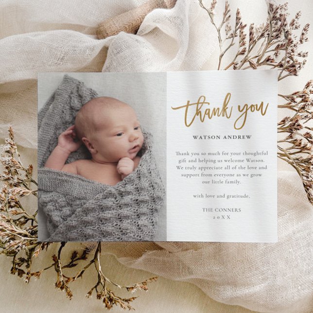 Tack för tackkort för Baby i budgetskript (Elegant Gold Thank You Script Baby Photo Thank You Card.)