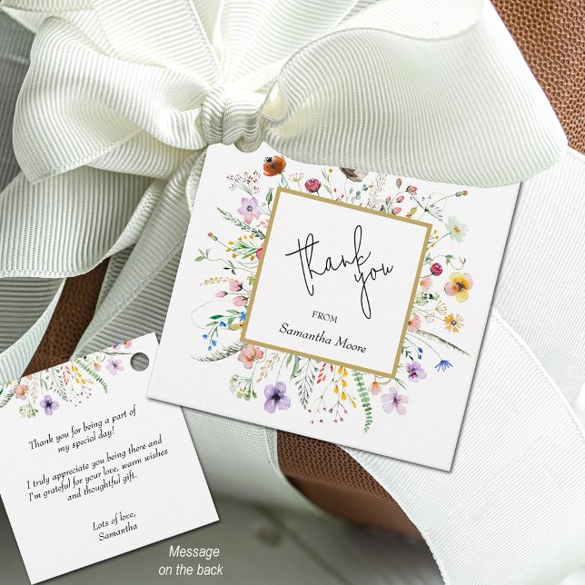 Tack för WildblomMöhippa Gåvor Etiketter (Wildflower Bridal Shower Thank You Favor Tags 2" x 2" (your message on the back))