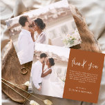 Tack foto för bränd Orange i elegant bröllop<br><div class="desc">Minimalistisk bränd Orange Bröllop - tack för att du har ett foto på framsidan och baksidan. Tack-korten innehåller en modern handskriven kursiv skripttypografi som är elegant,  enkel och modern till använda efter att du bröllopsdag firande.</div>
