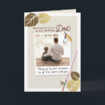 Tack Gud för er Pappa-födelsedag Kort<br><div class="desc">Önskar far ett Grattis på födelsedagen med denna unika utformning, med budskapet "Tack Gud för dig på din födelsedag, Pappa". Inkluderar foto av far och son vid piren bredvid vatten i fotot ram med texten "Många av mina bästa minnen är av tid som tillbringas med dig." Utformningen accentueras med fiskstavar,...</div>