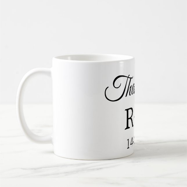 Tack lägg till förnamnets begynnelsebokstav text d kaffemugg (Vänster)