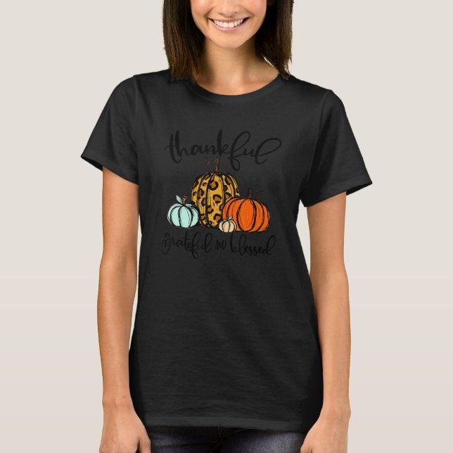 Tack och lov Leopard Play Thanksgivi T Shirt (Framsida)