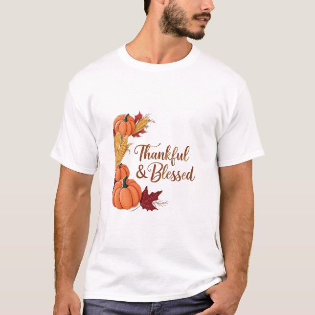 Tack och välsignelse: en Mysigt Thanksgiving skörd T Shirt (Framsida)