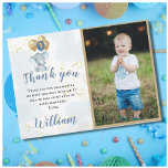 Tack Personlig Foto 1:a födelsedagskortet<br><div class="desc">Du kommer att tycka om att skicka ut det här charmerande och unika tackkortet - med den värdefulla elefanten och blåa och guld-ballonger - kompletterat med hans budskap och anpassningsbar skript namn. "Kärlek" verkligen är svaret. Alla designfrågor eller speciella förfrågningar. Skicka bara en chatta eller ett e-postmeddelande till charmdesignstudio@rcn.com så...</div>