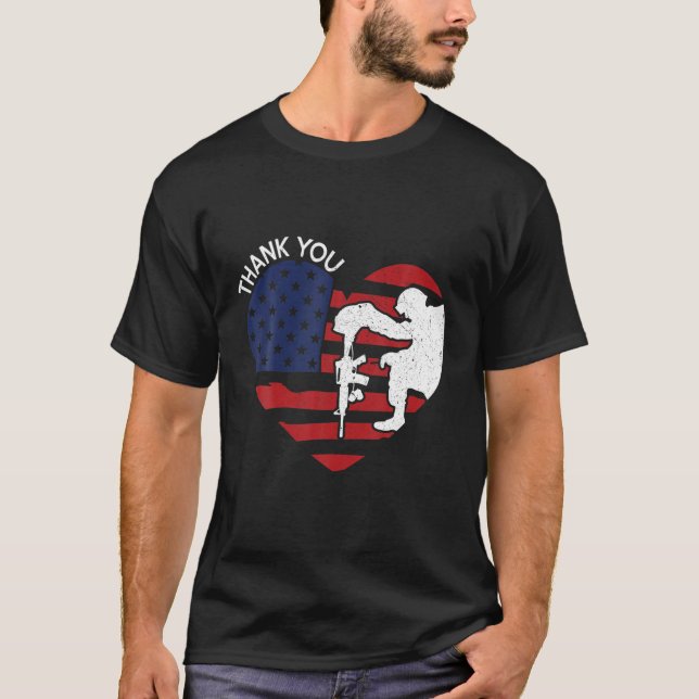 Tack veterans Day American Flagga Heart Manar Wom T Shirt (Framsida)