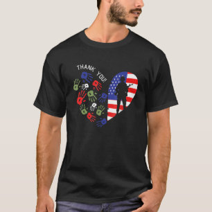 Tack Veterans Day American Flagga Heart Militar T Shirt