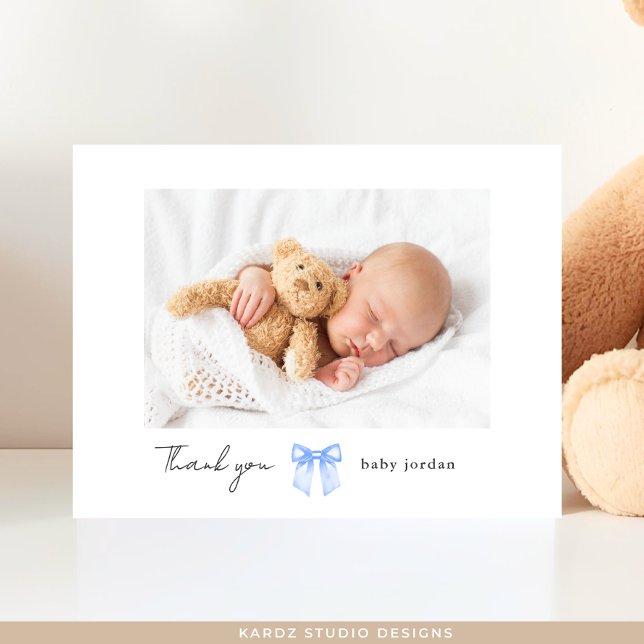 Tacken Blue Bow Photo Modern Baby Shower Vykort (Front of Postcard shown, add your baby's name and picture. Personalize the message on the back.)