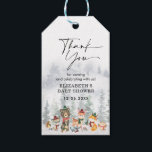 Tacken Winter Snö Forest Woodland Animal Presentetikett<br><div class="desc">Denna förtjusande design har en grupp söta skogsdjur och frostiskt skogslandskap i elegant muterad helgdag färg. Anpassa ordalydelsen till vad du vill genom att klicka på knappen "Anpassa".</div>
