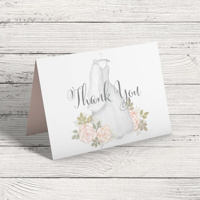 Tackkort för bröllopsfest med vattenfärg blommor (Elegant thank you card with stylish calligraphy script and classic wedding gown. )