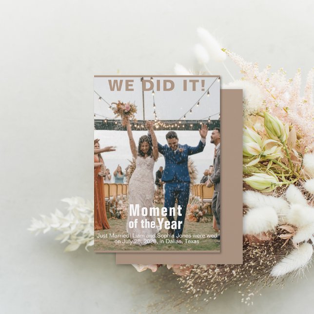 Täckkort för Lägg till bild Roligt i Bröllop (Wedding Add Photo Fun Magazine Cover Announcement Card (front and back))