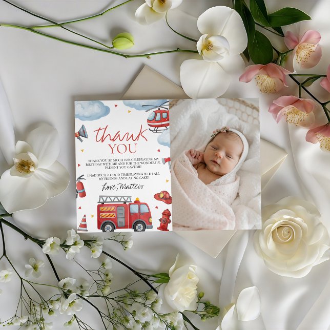 Tackkort med brandbilfoto inbjudningar (Skapare uppladdad)