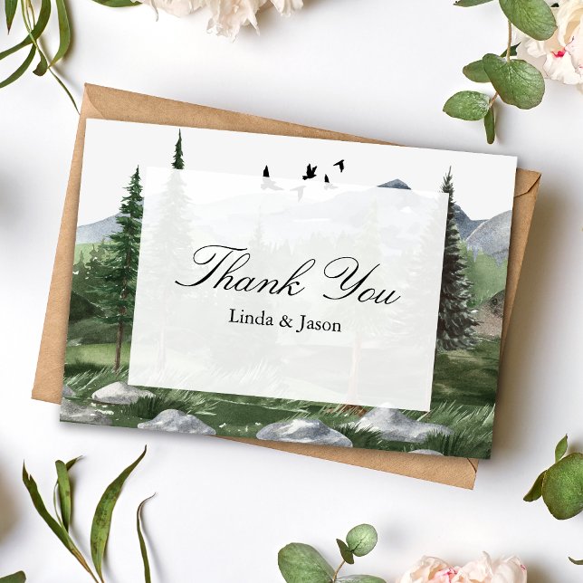 Tackkort med Tallskogs-tema för Bröllop Inbjudningar (Pine forest thank you cards share heartfelt gratitude with a calm, nature inspired feel.)