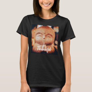 Tacksam Glad Buddha Kvinnors T Shirt