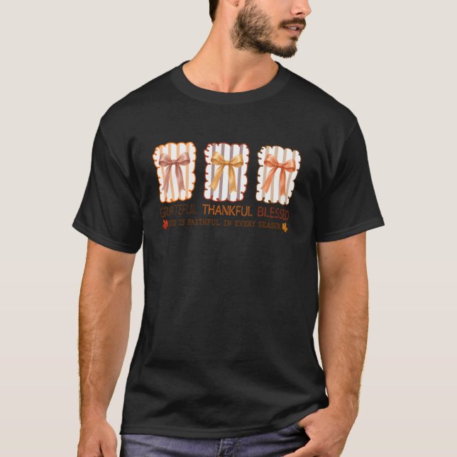 Tacksam Tacksam Salig Kristen Tro Kokett T Shirt (Framsida)
