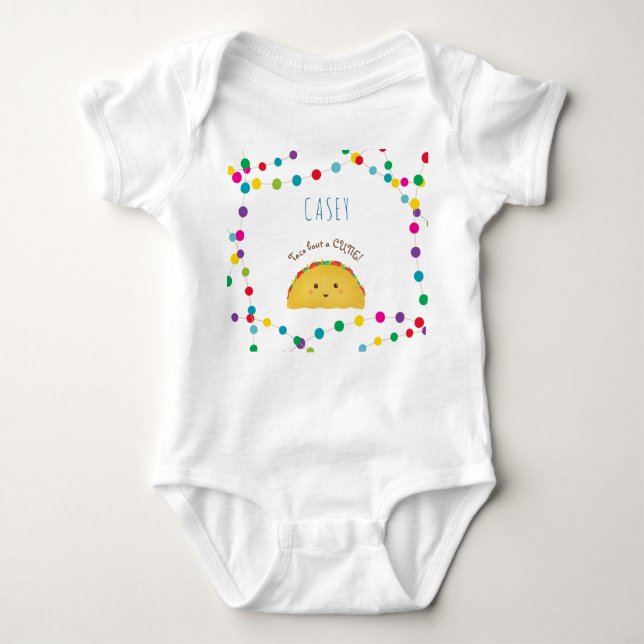 Taco om en cutie - söt baby-gåva till nyfödd t shirt (Framsida)