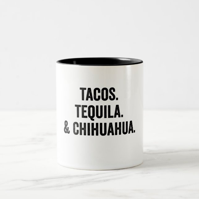 Tacos Tequila och Chihuahua Två-Tonad Mugg (Center)