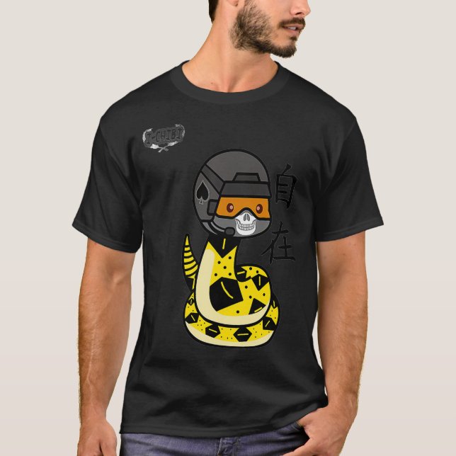 Tactical Snake i Chibi T Shirt (Framsida)