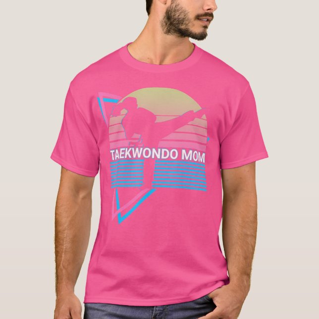 Taekwondo Mamma Karate Retro T Shirt (Framsida)