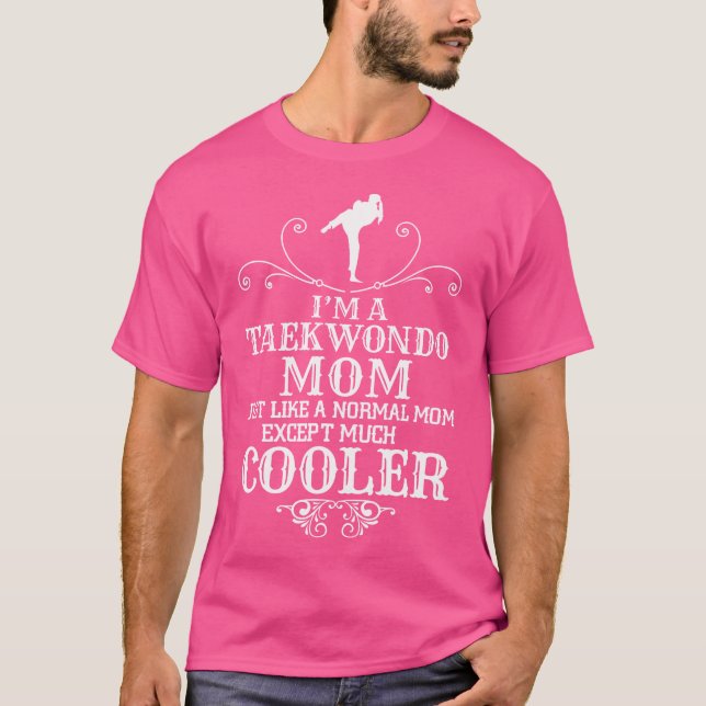 Taekwondo Mamma utom mycket koler, martialkonst Fi T Shirt (Framsida)