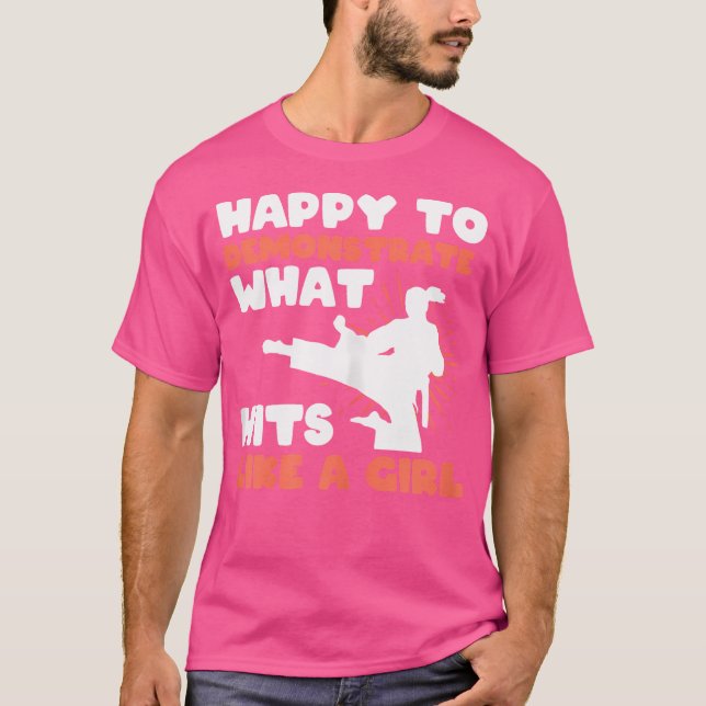 Taewondo Lycklig för att visa vad som händer som e T Shirt (Framsida)