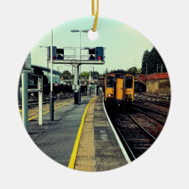 Tåg på spåren julgransprydnad keramik