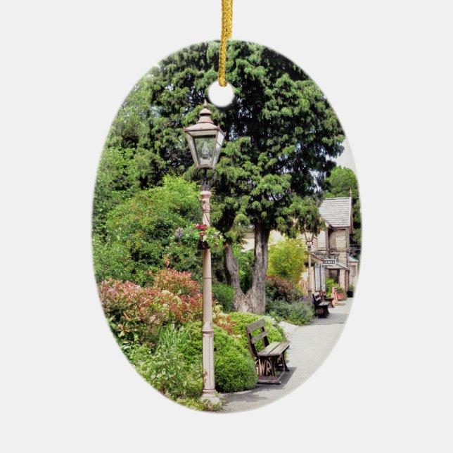 TÅG STATION JULGRANSPRYDNAD KERAMIK (Framsidan)