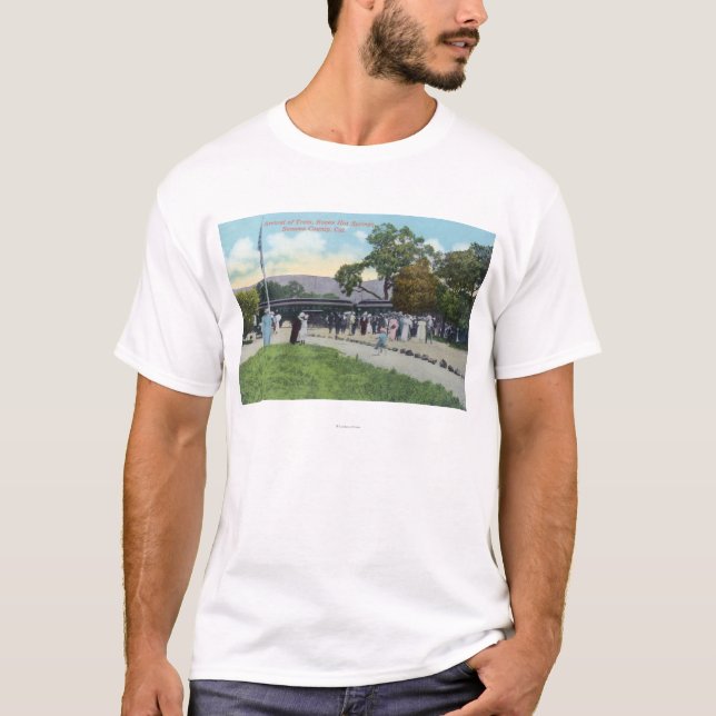 Tågankomst på Boyes Hot Springs T Shirt (Framsida)