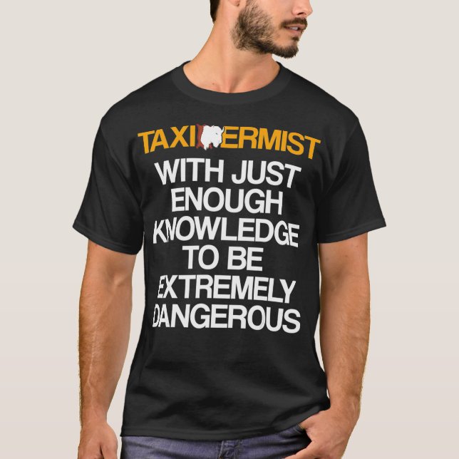 Taidermist Taidermy Student Student _53 T Shirt (Framsida)