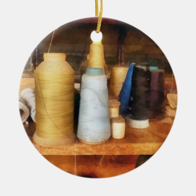Tailor's Thread Julgransprydnad Keramik (Framsidan)