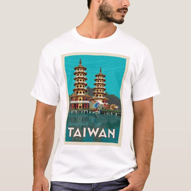 Taiwan | Dragon and Tiger Pagodas T Shirt (Framsida)