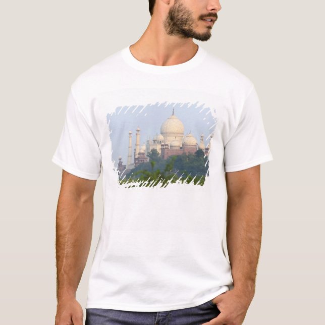 Taj Mahal, Agra, Indien Tee Shirt (Framsida)