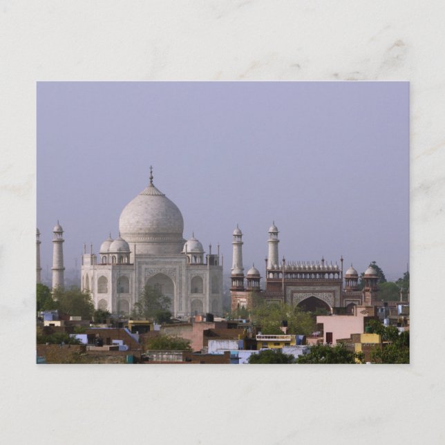 Taj Mahal dominerar staden Agra Vykort (Framsida)