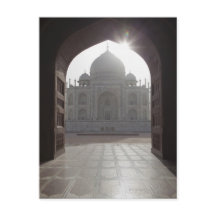 Taj Mahal ramlade genom dörren till