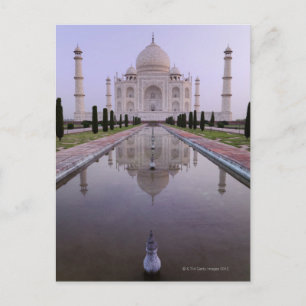 Taj Mahal reflekterade perfekt i bassäng i Vykort
