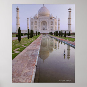 Tajen Mahal reflekterade perfekt i stillbilden Poster