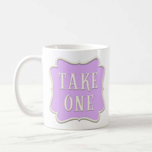 "Take One" Fairytale Tea Party Pastel Lila Kaffemugg (Vänster)