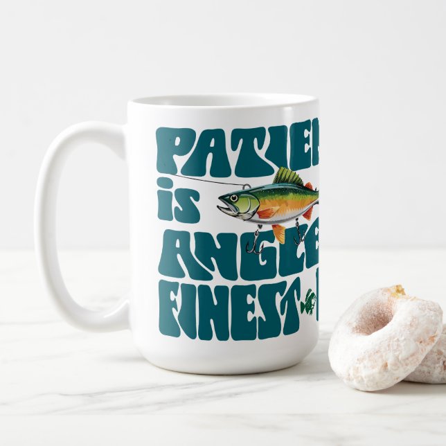 Tålamod är anglarens finaste lockbete  kaffemugg (Med munk)