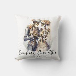 Talas alltid efter Romantiska Skeletons Halloween Kudde