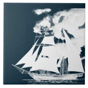 Tall Frakt & Clouds Nautical Kakelplatta