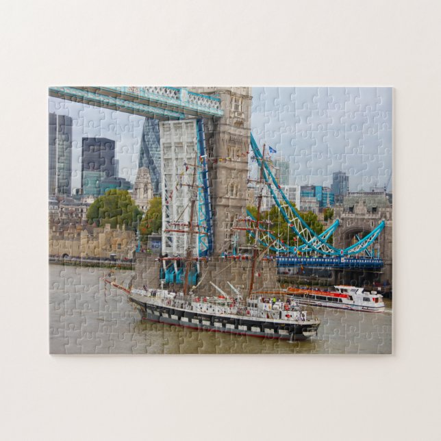 Tall Fraktas River Thames London. Pussel (Horisontell)