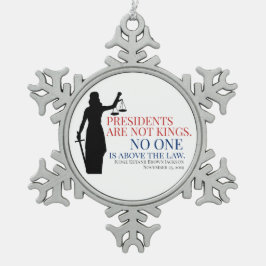 Talmännen är inte Kung ingen står över lagen Snöflinga Pewter Julgransprydnad