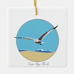 Tampa Bay, Florida Sea Gull över Beach Julgransprydnad Keramik