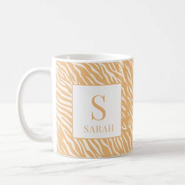 Tan Animal Stripes Custom Name Initial Mug Kaffemugg (Vänster)